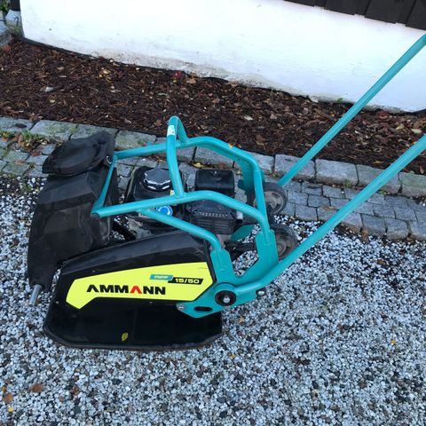 Ammann APF 15/50 vibroplate/hoppetusse      leies ut 450,- pr døgn