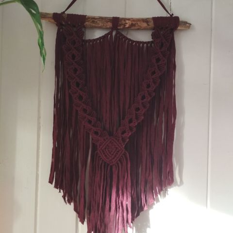 Macrame wall hanging