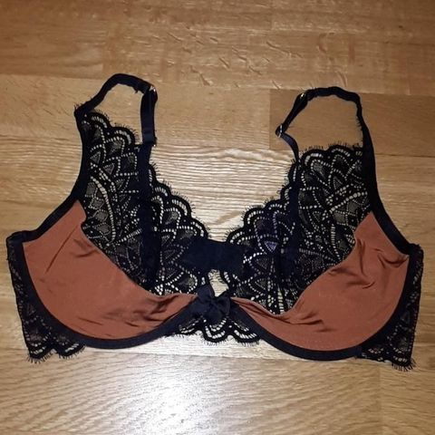 Hunkemøller bh str 85D