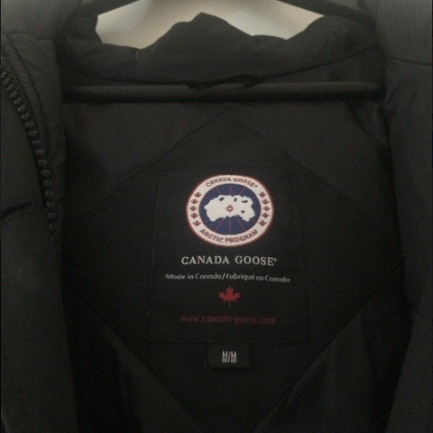 Canada Goose jakke Montebello parka svart, str M men passer også som S (dame)