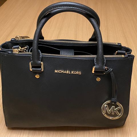 Michael kors Sutton veske