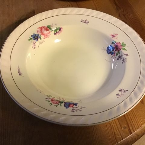 Kr 50 Stavanger flint dyp tallerken 22 cm hel og fin. Dekor Lady Modell Skaugum