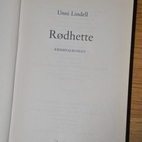 Unni Lindell: Rødhette.. (R). Sendes