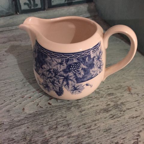 Wedgwood Vintage Blue fløtemugge