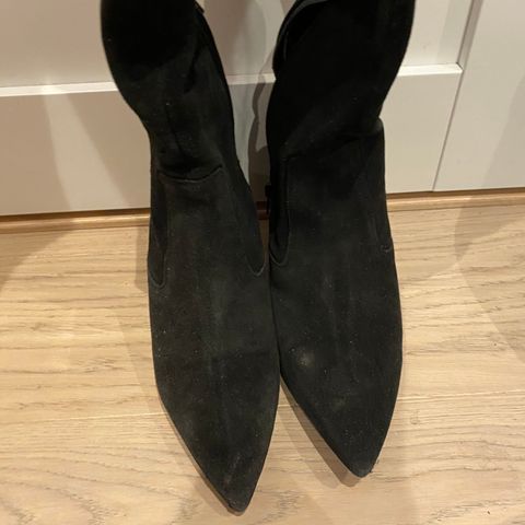 Zara boots