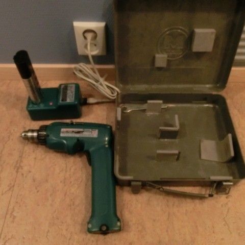 Makita - 9,6V