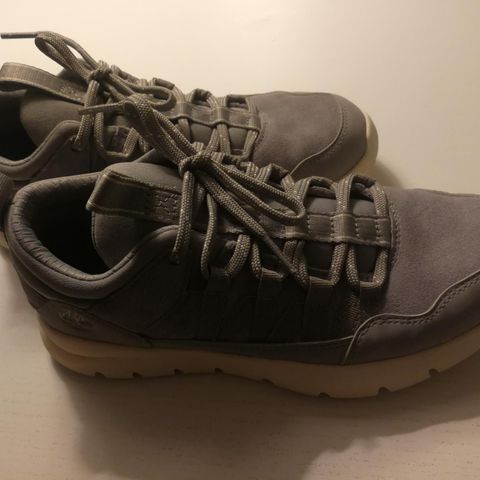 Nye Timberland lys grå sko dame/jente str 37