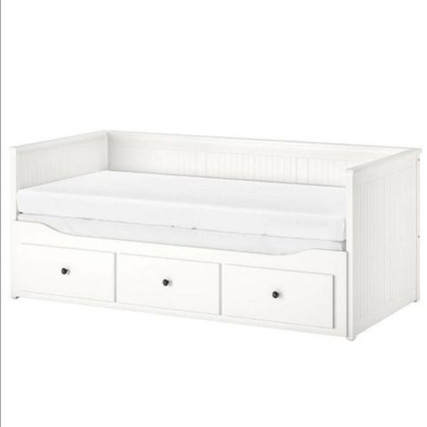 Ikea hemnes seng selges.