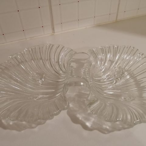 Retro dobbel glasskål - form som skjell