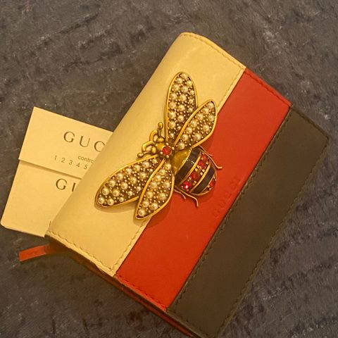 NYPRIS Gucci bee lommebok