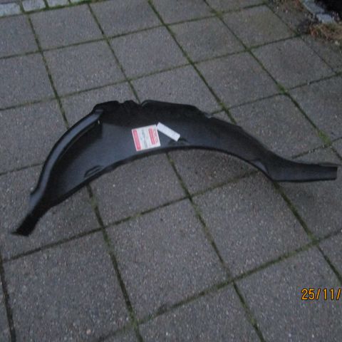 Toyota Corolla KE50/TE 51 Lokari/Plast innerskjerm