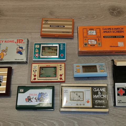 Nintendo Game and Watch ønskes kjøpt :)