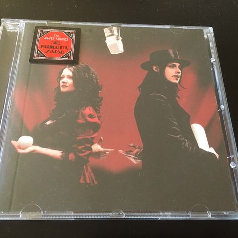 CD: The White Stripes - Get Behind me Satan (2005)