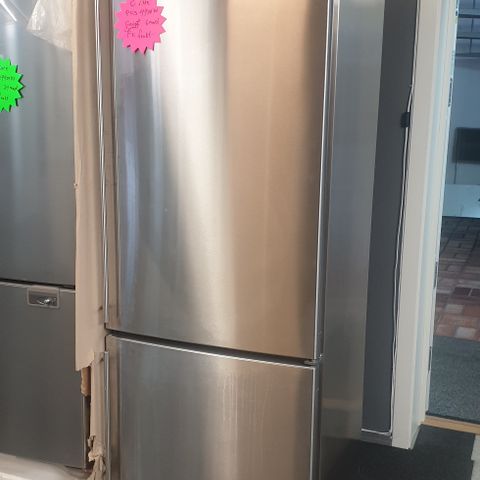 Miele kombiskap 73cm bredde.