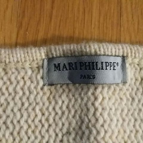 Mari Philippe ull poncho  selges .