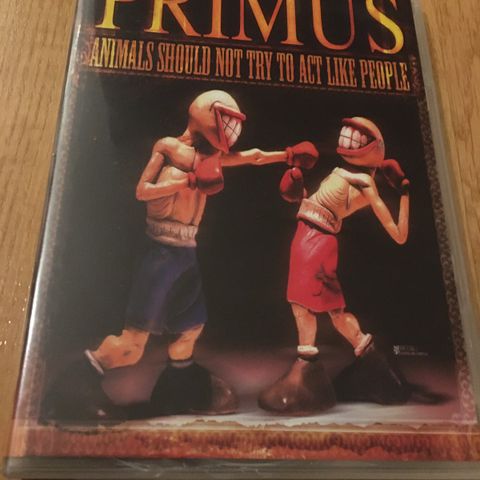 DVD/CD: Primus «Animals should not try to act like people»