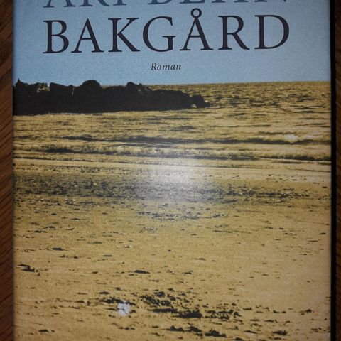 Ari Behn: Bakgård