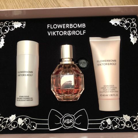 Gavesett parfyme Victor & Rolf Flowerbomb