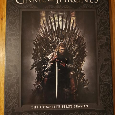 Game of Thrones - sesong 1 (DVD)