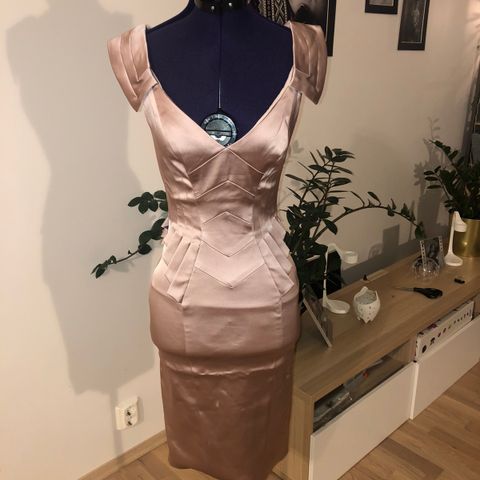 karen millen kjole xs