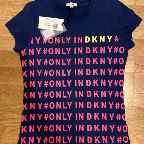 DKNY, ny, 14år