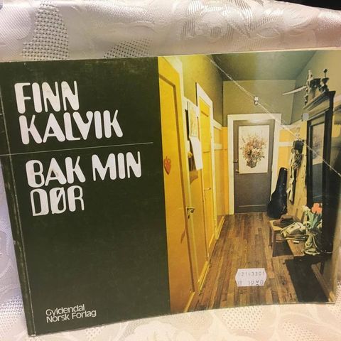 VISEBØKER: FINN KALVIK,  GEIRR LYSTRUP, LARS KLEVSTRAND