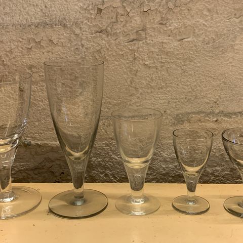 Napoleon glass selges