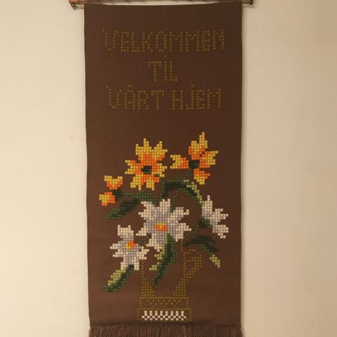 Retro «Velkommen til vårt hjem» åkler div ,puter.