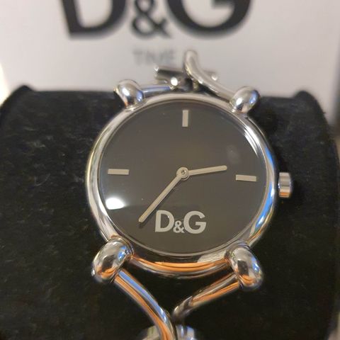 D&G TIME WATCHES