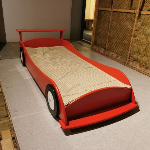 F1 Rød seng fra H/N
