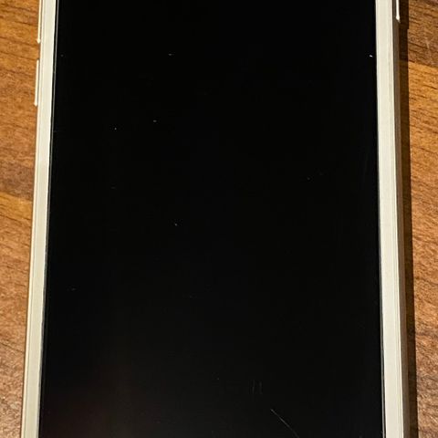 iPhone 6 sølv 64 GB