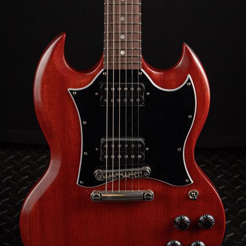 Gibson SG Tribute 2019 (Vintage Cherry Satin)