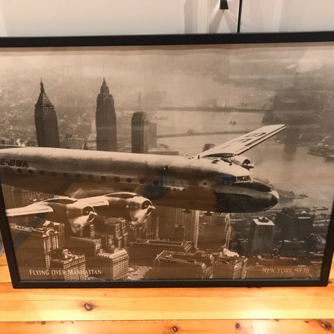 "Flying over Manhattan" 63x83cm