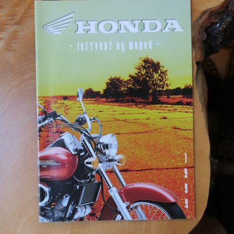 Honda 1999 lettvekt og Moped brosjyre