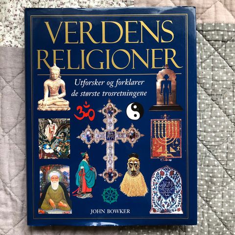 Verdens Religioner innbundet bok ! I Pen stand ! . Tils 220,-