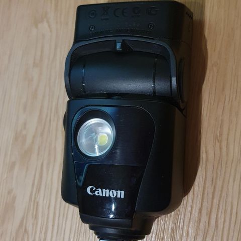 Canon Speedlite 320EX