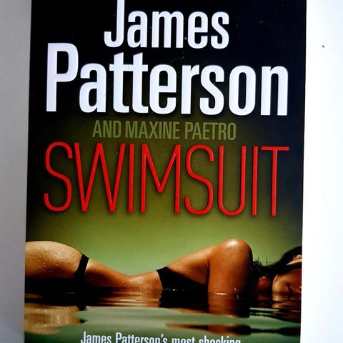 Swimsuit av James Patterson  og Maxine Paetro
