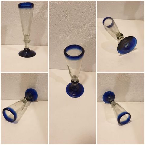 VINTAGE/ RETRO GLASS VASE/EVNTUELT GLASS PÅ STETT - MED INNSLAG AV BLÅTT