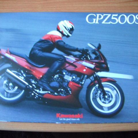 Kawasaki GPZ500S Brosjyre