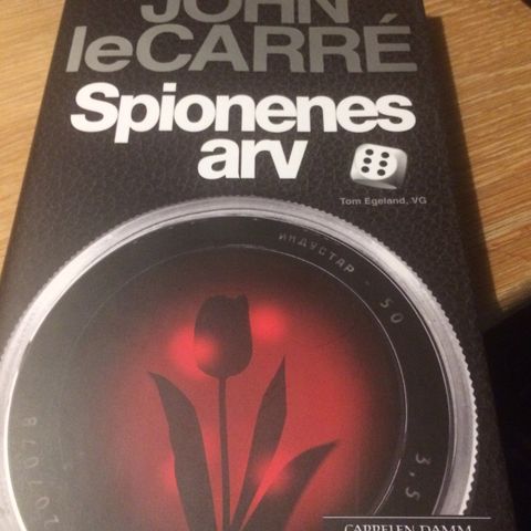 Spionens Arv av John Le Carré til salgs.