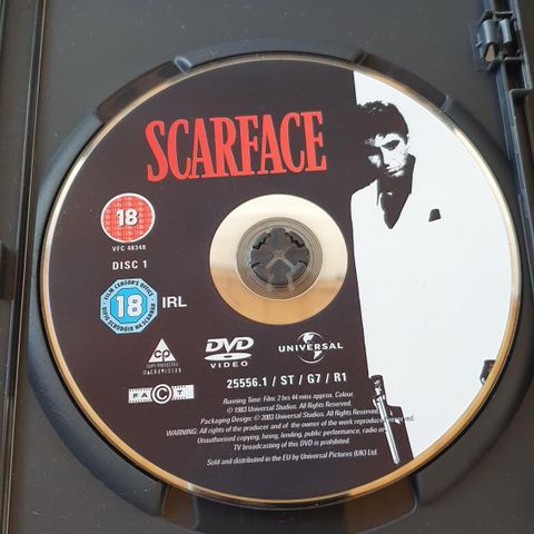Al Pacino SCARFACE DVD (som ny)