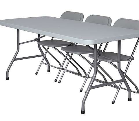 Klappstoler, klappbord, dekketøy, coctailbord, bord/benker, til Utleie og salg