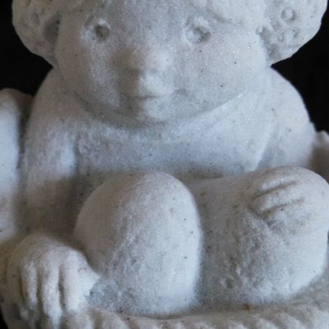 Vintage Marbell Stone Art Belgia figur av sandstein. Registrert modell.