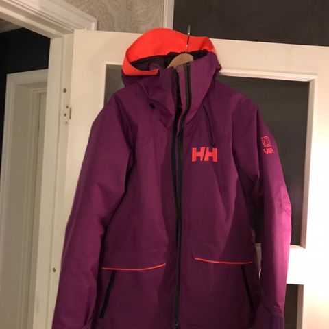 Helly Hansen skijakke, fremstår som ny!