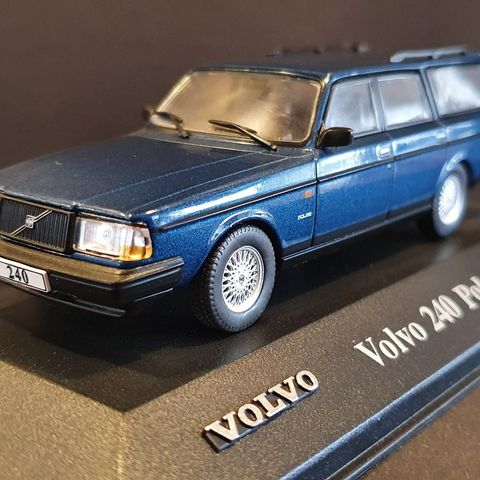 Volvo 240 Polar modellbil.  Atlas Collections