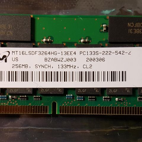 Micron 256MB 133Mhz 144 Pin SODIMM RAM