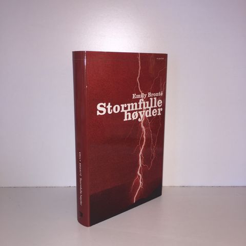 Stormfulle høyder - Emily Brontë. 2004