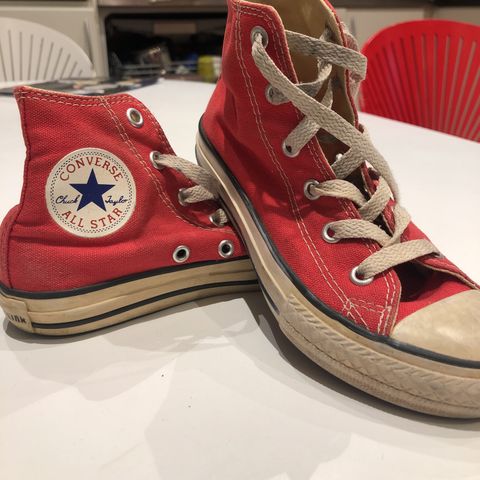 Converse str. 30