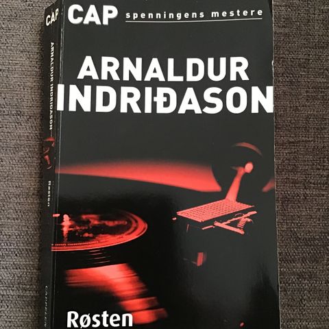 Pocketbok: Røsten, Arnaldur Indridason