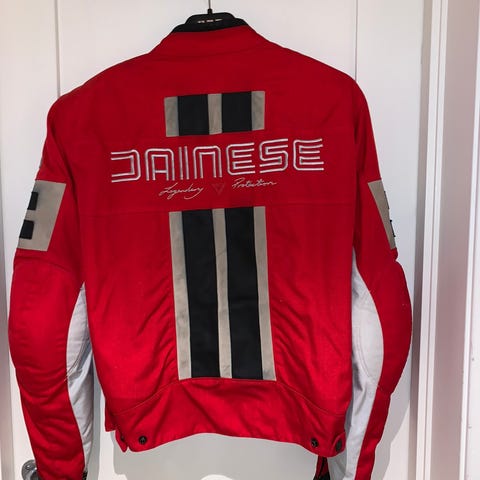 Annonsebilde